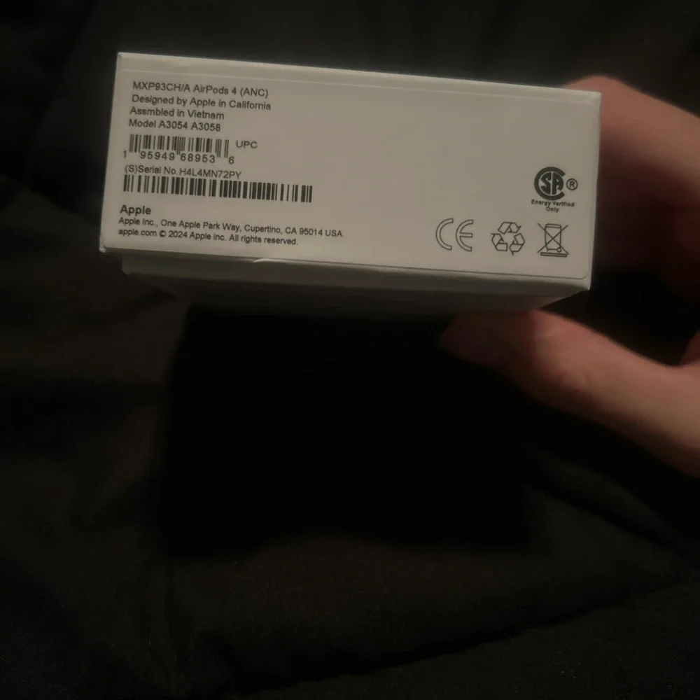 Gen 4 Airpods